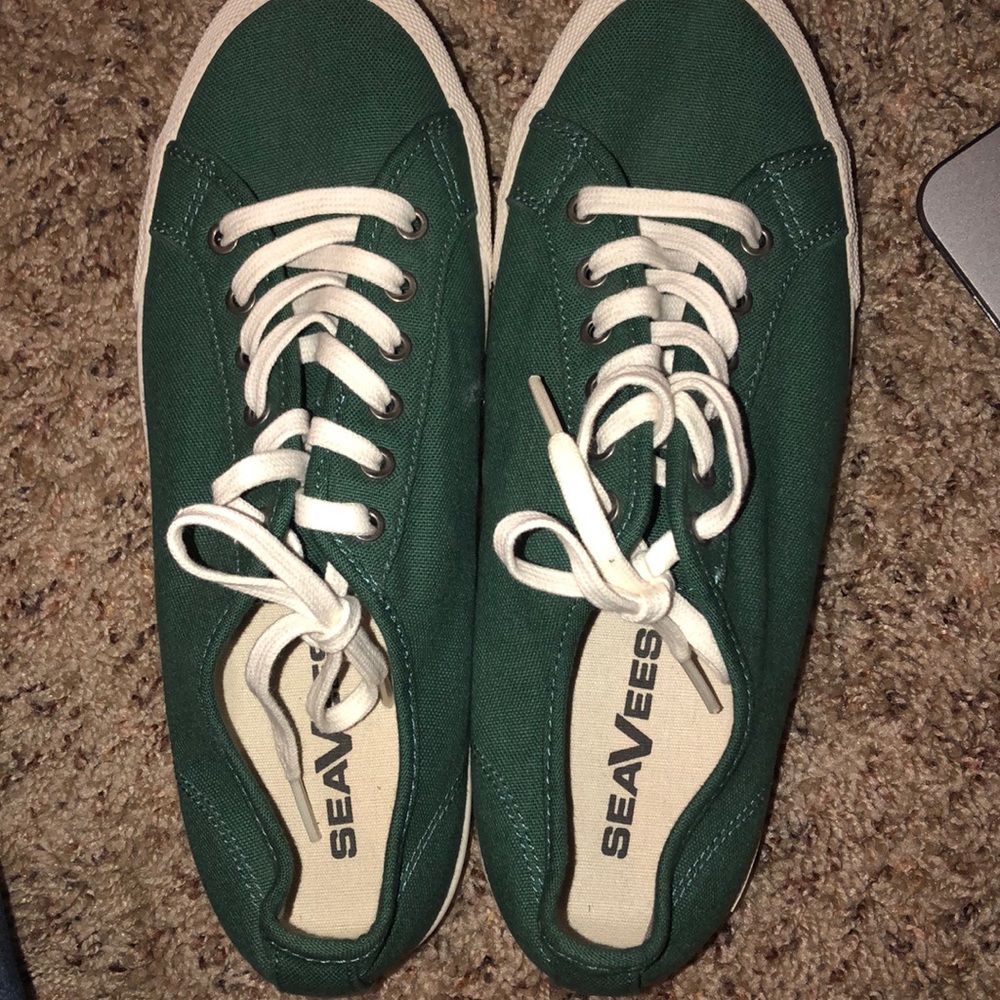 Women’s shoes
